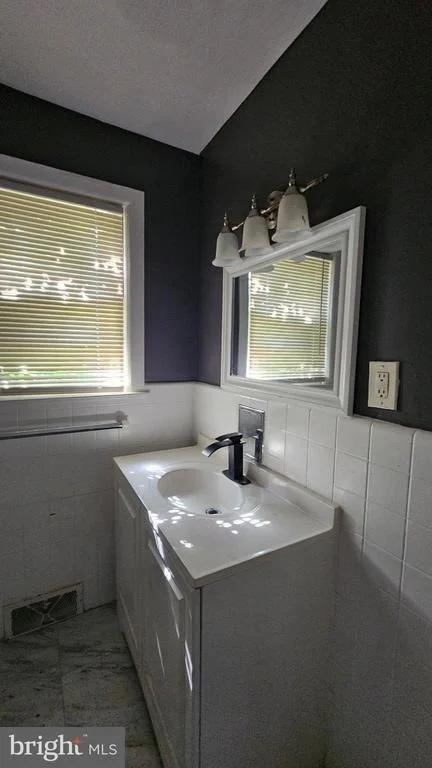 Photo of 262 MORRISON AVENUE