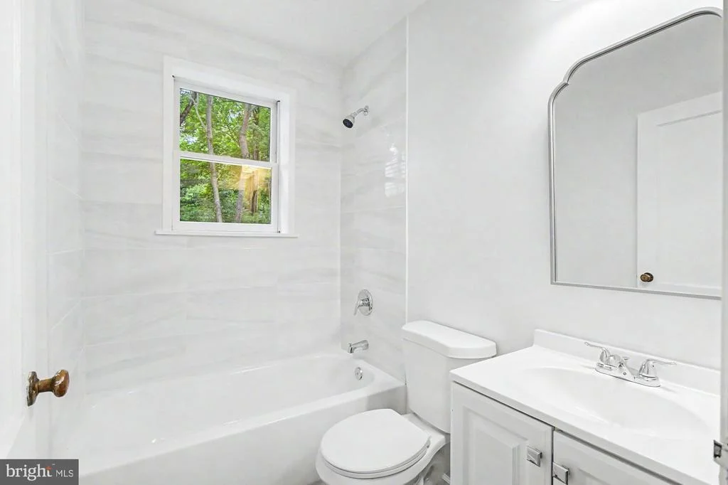 Photo of 604 PROSPECT MILL ROAD