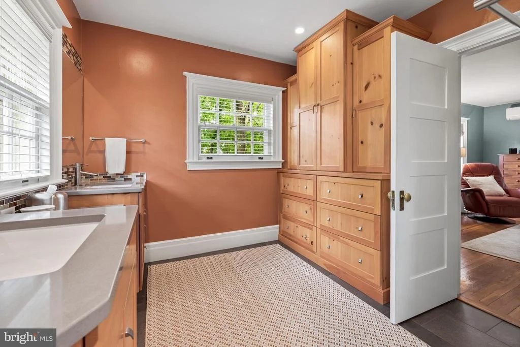 Photo of 222 LONGWOOD ROAD