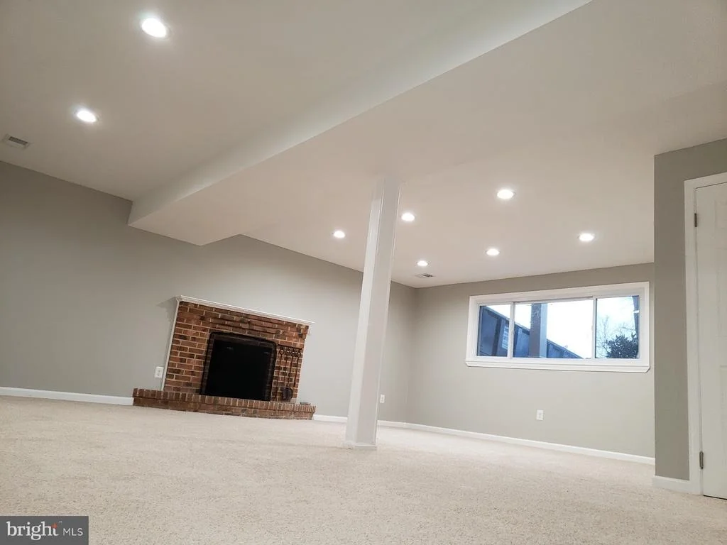 Photo of 12814 PINE TREE LANE