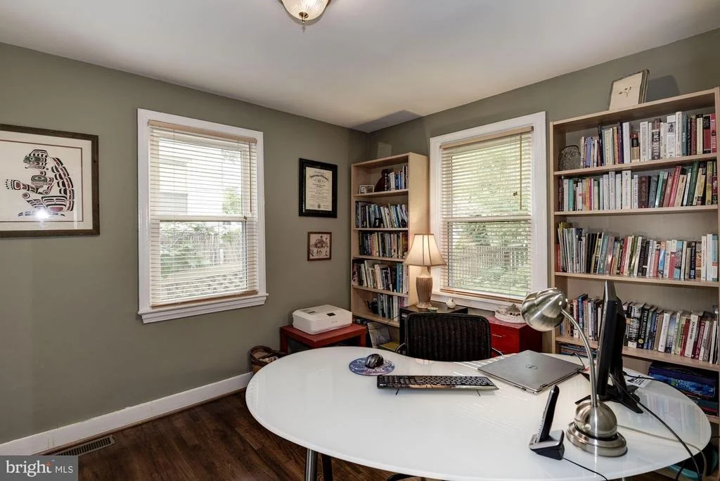 Photo of 2517 MASON STREET