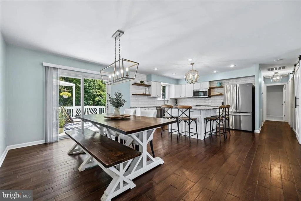 Photo of 24713 CUTSAIL DRIVE