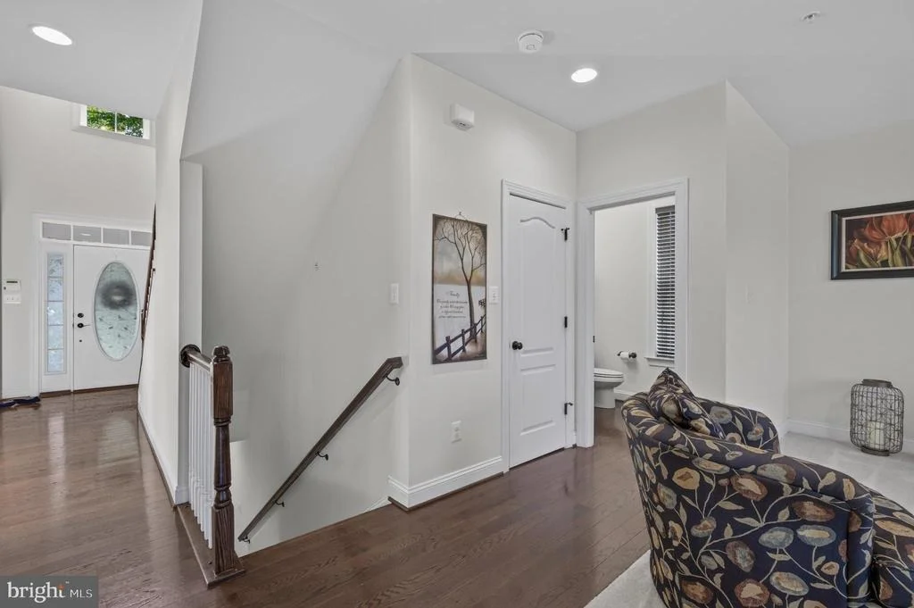 Photo of 1315 VOLUNTEER DRIVE