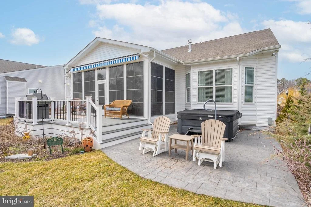 Photo of 23298 BOURBON CIRCLE