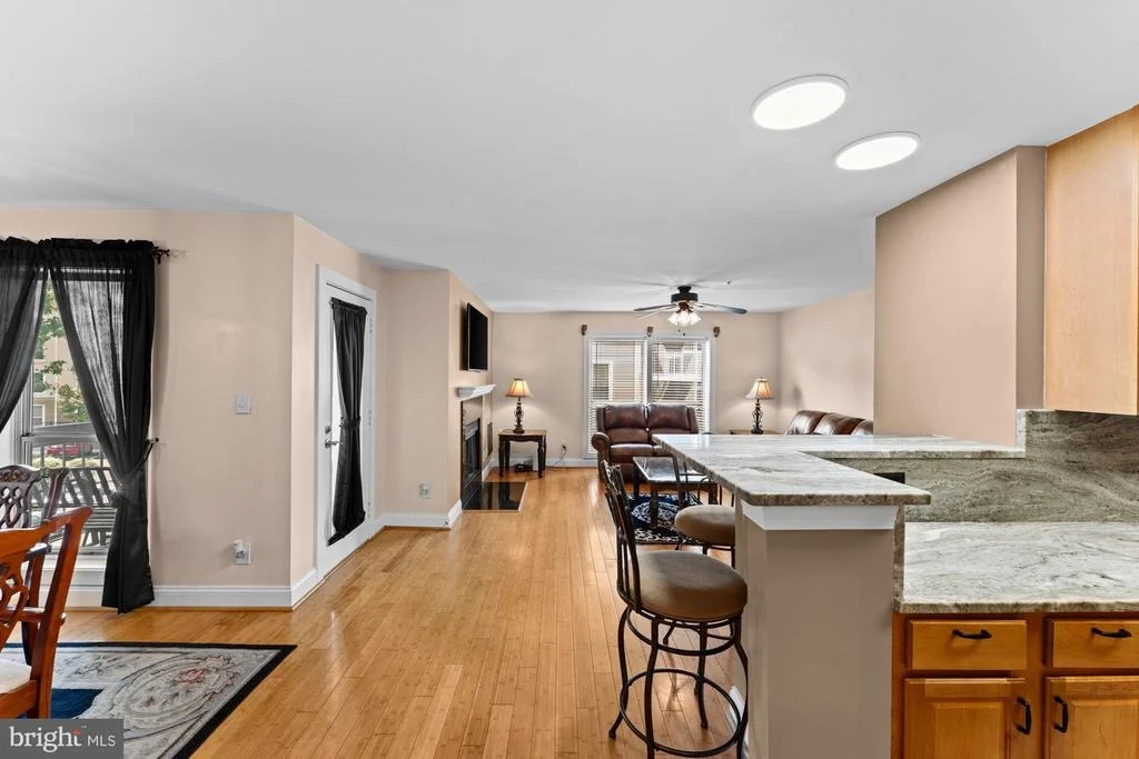 Photo of Unit 5C2 at 3175 SUMMIT SQUARE DRIVE