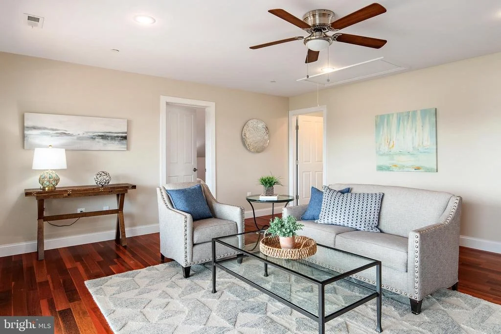 Photo of 621 HARBOR DRIVE