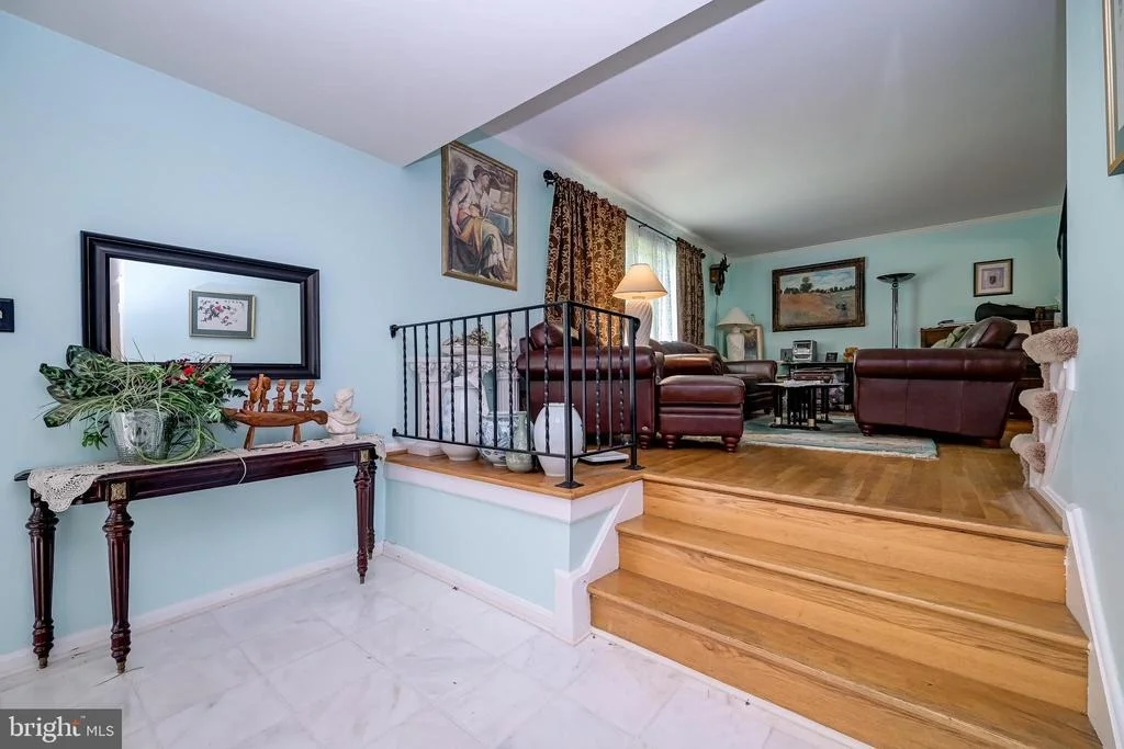 Photo of 702 BUCCANEER COURT