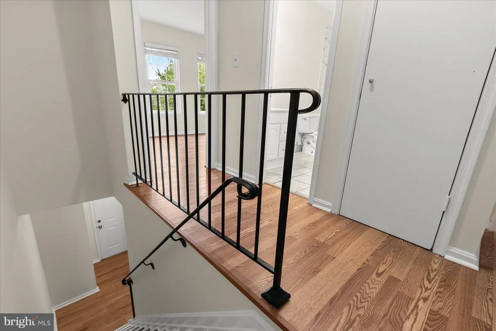Photo of Unit 191 at 1842 BRONZEGATE BOULEVARD