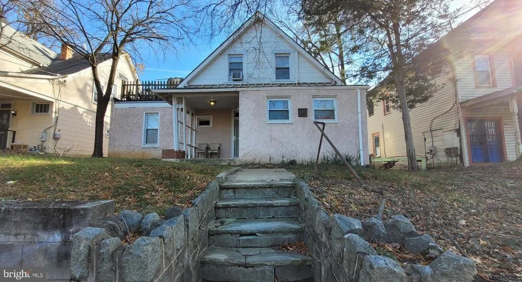 Photo of 3501 RHODE ISLAND AVENUE