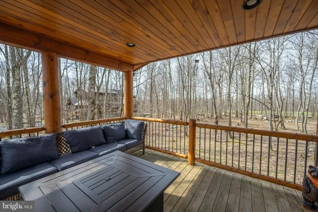 Photo of 276 SUNDANCE WAY