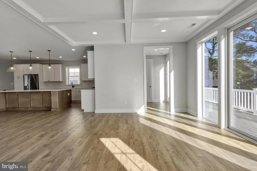 Photo of 662 TINGLE AVENUE