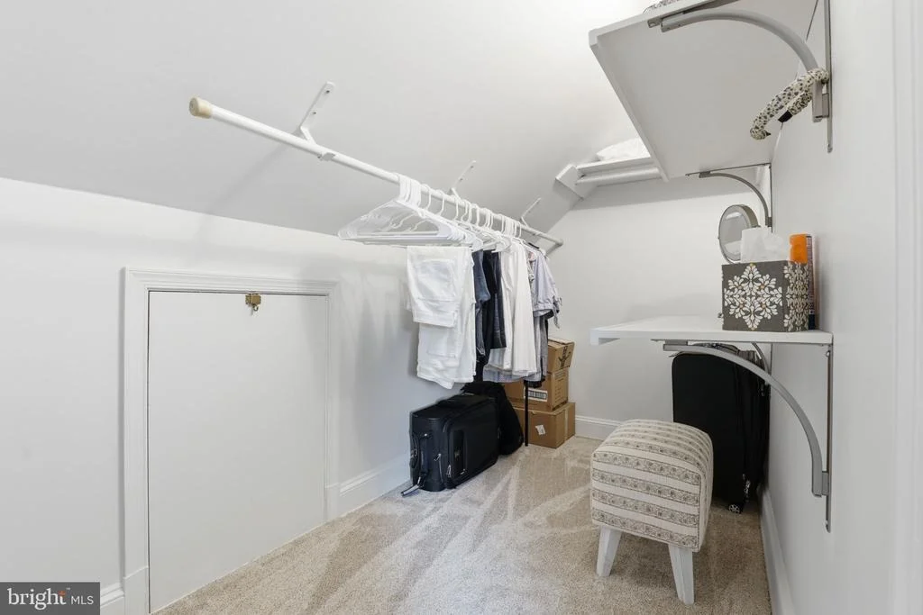 Photo of 443 SCHLEY ROAD