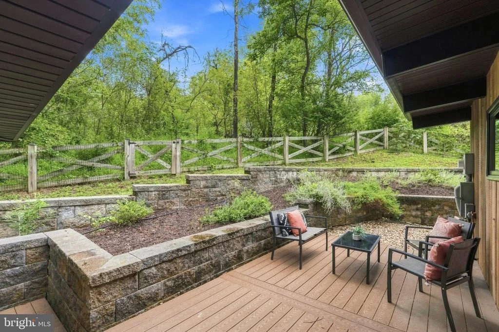 Photo of 7221 CLIFTON ROAD