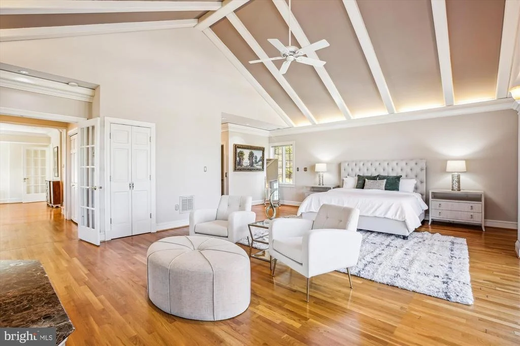 Photo of 4116 BEVERLY ROAD