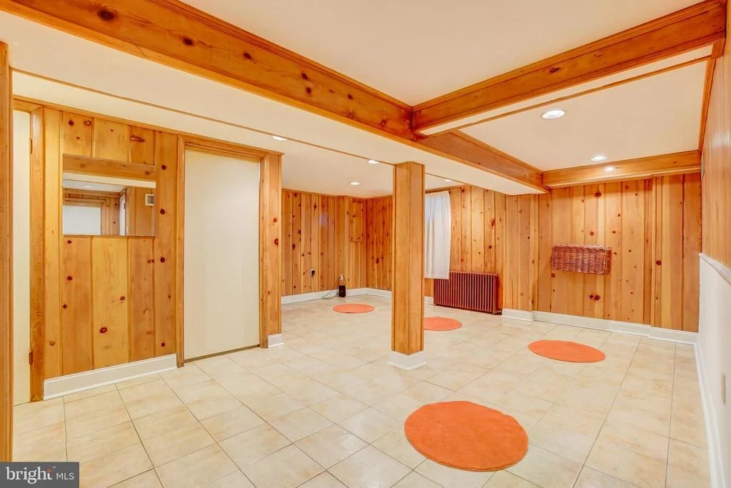 Photo of 2303 BRETON DRIVE