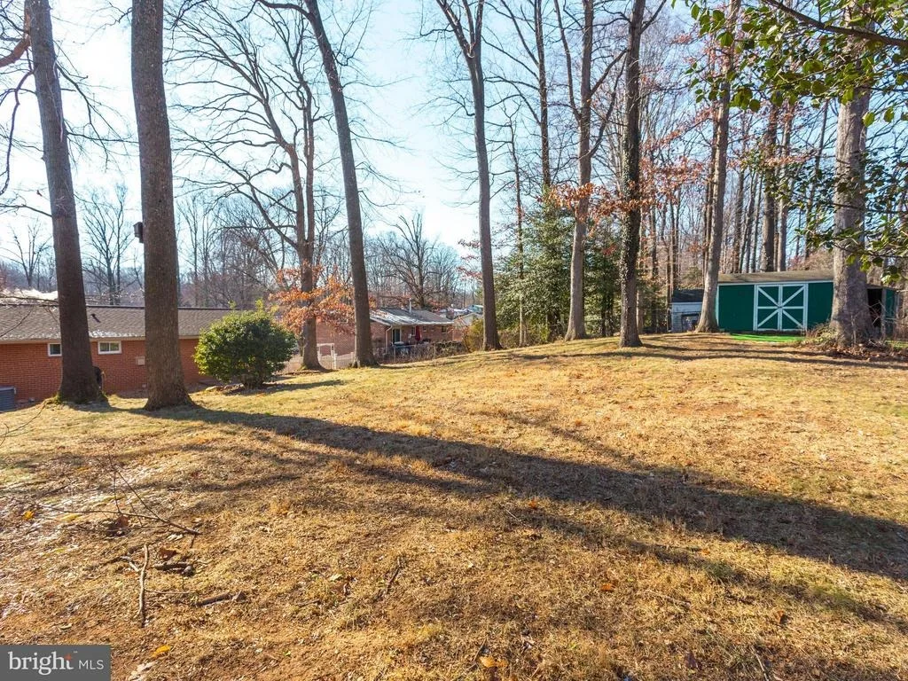 Photo of 8702 VICTORIA ROAD
