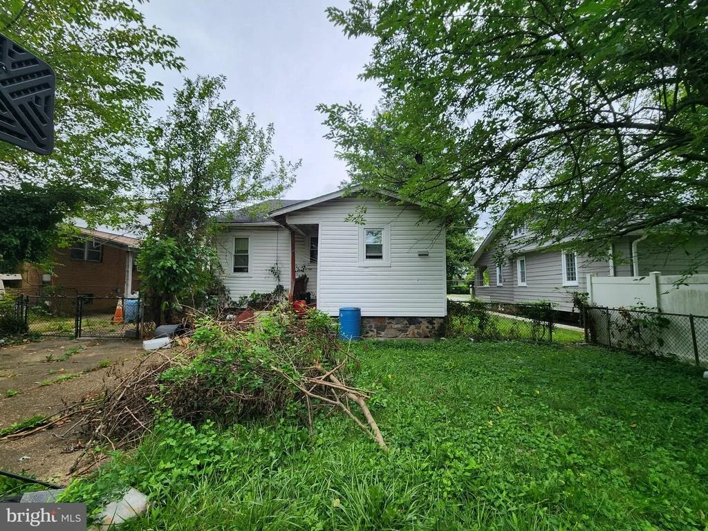 Photo of 3811 SEQUOIA AVENUE