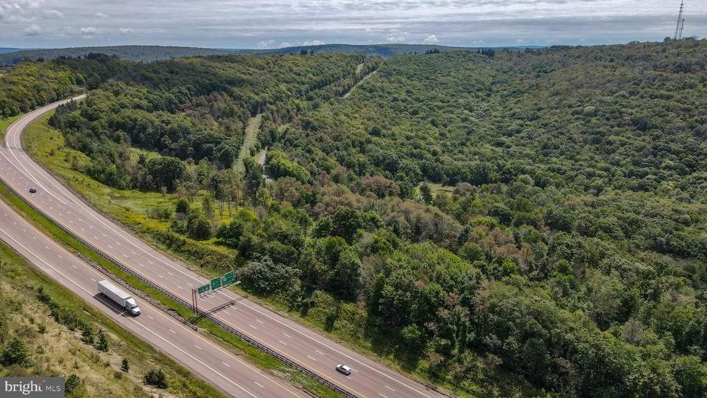 Photo of DEVILS HALF ACRE ROAD