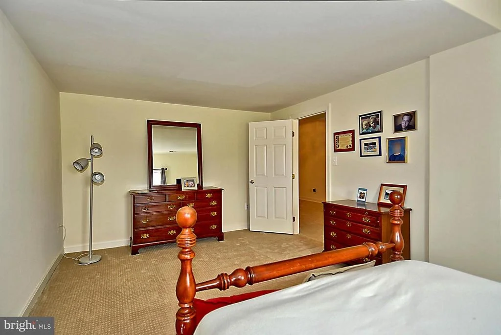 Photo of 16529 HARBOUR TOWN DRIVE