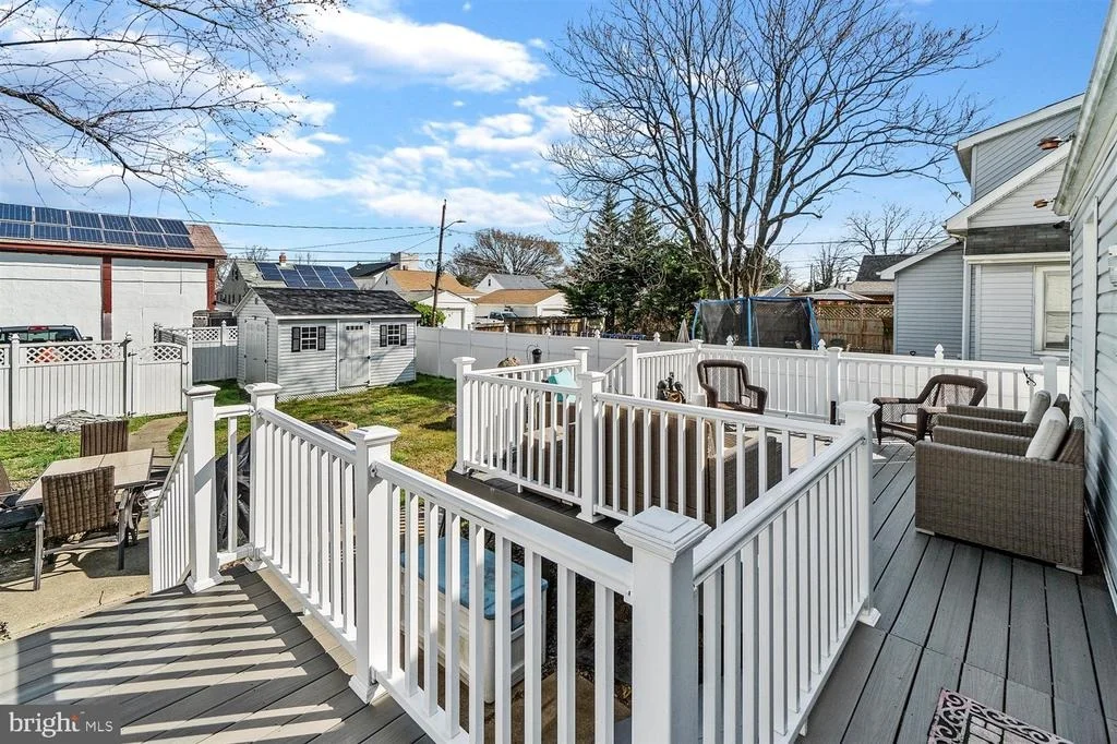 Photo of 110 DORIS AVENUE