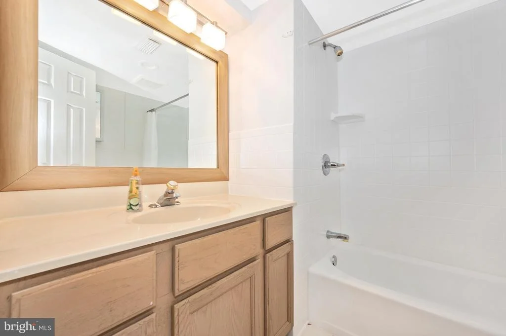 Photo of 1306 LEISTER DRIVE