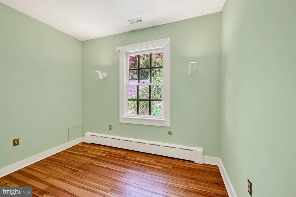Photo of 511 EDGEVALE ROAD