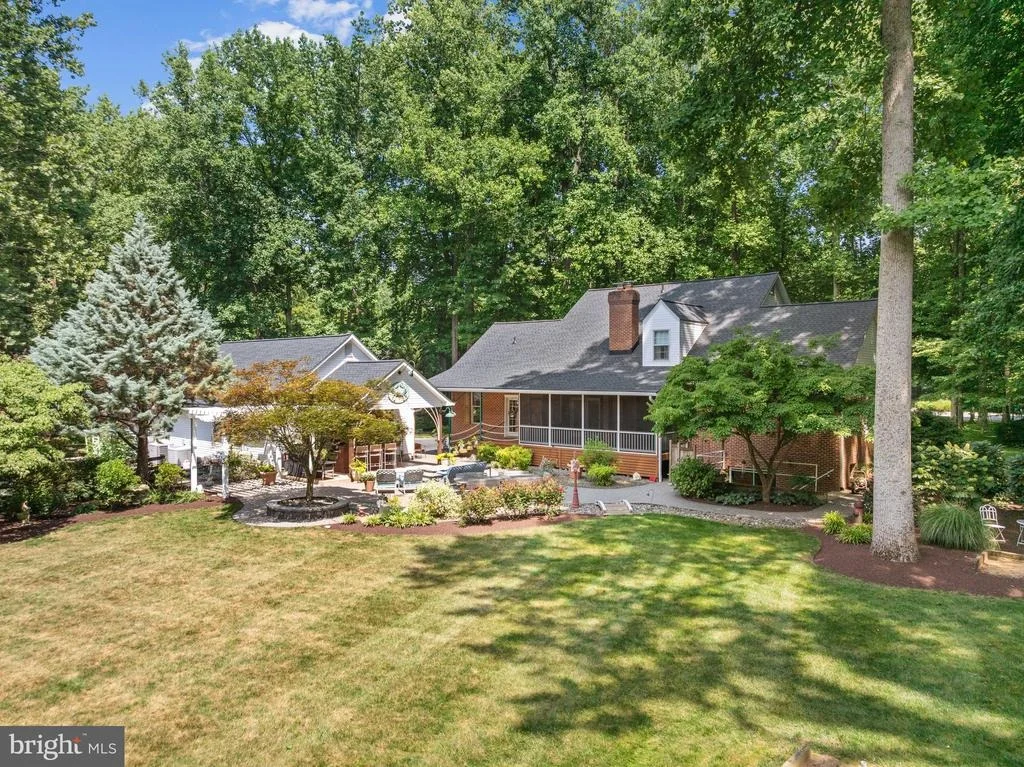 Photo of 6456 MEADOWLARK DRIVE