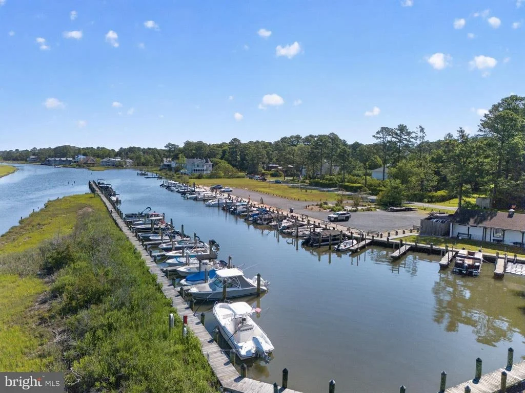 Photo of 1 TIDEWATERS ROAD