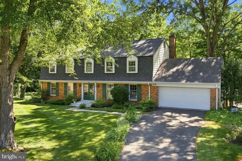 Photo of 4200 PICKERING PLACE