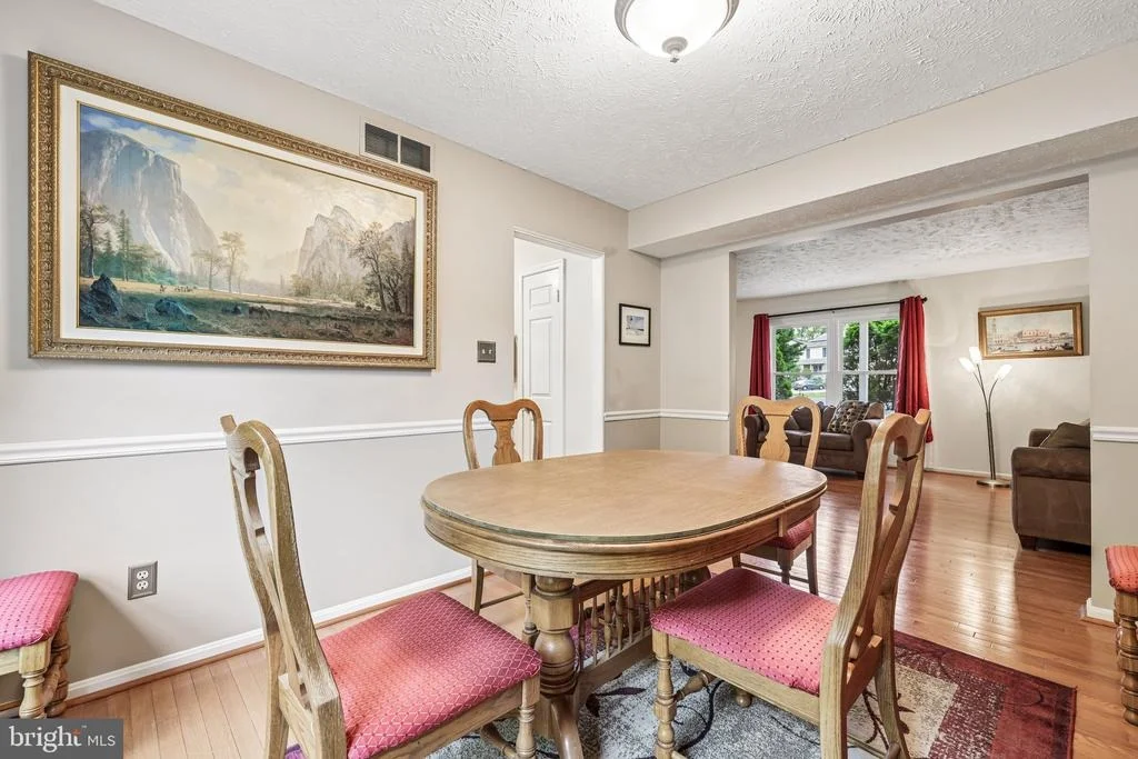 Photo of 592 EASON DRIVE