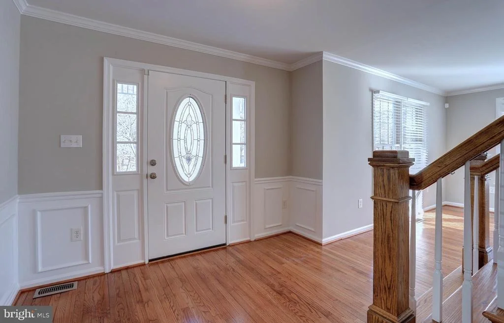 Photo of 8278 LEISHEAR ROAD