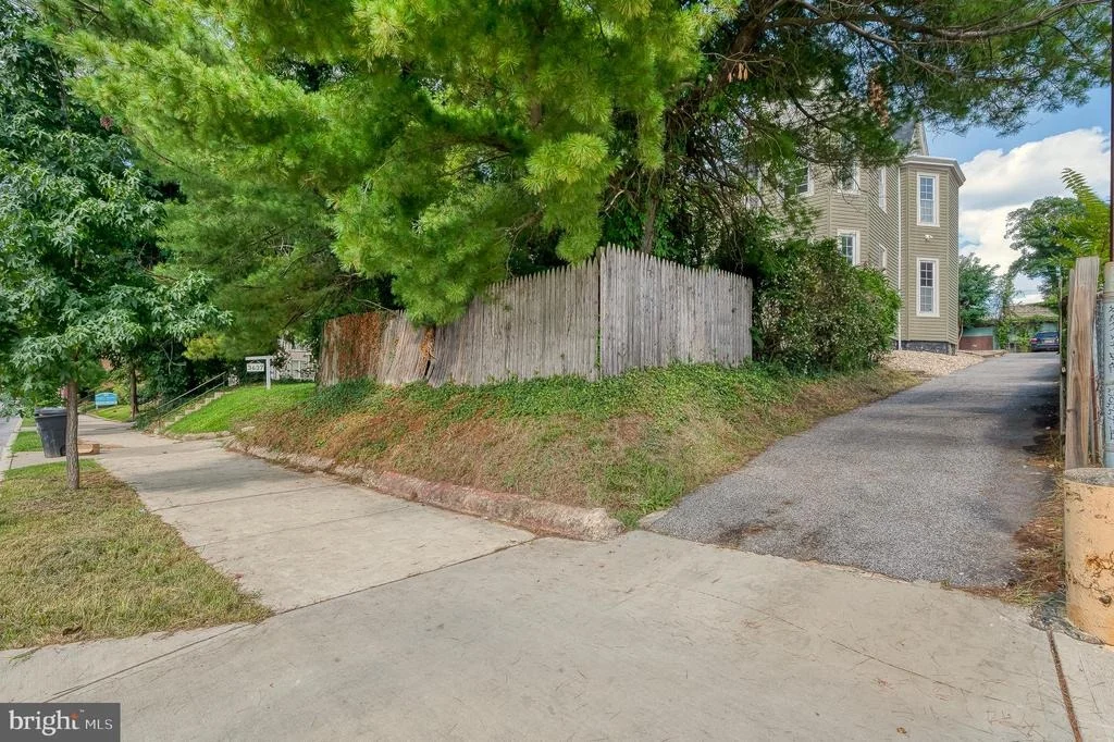 Photo of 3635 GREENMOUNT AVENUE