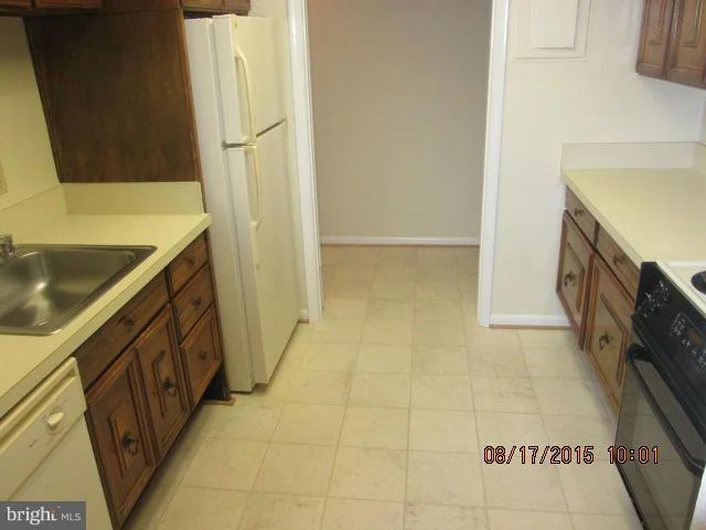 Photo of Unit 102F at 3642 GLENEAGLES DRIVE