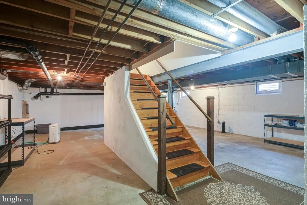 Photo of 1699 JUSTIN DRIVE