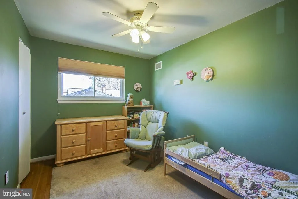 Photo of 906 LAMBERTON DRIVE