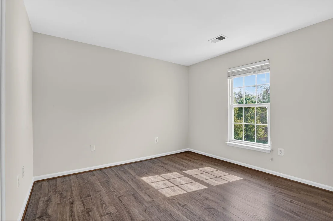 Photo of 25845 SPRING FARM CIRCLE