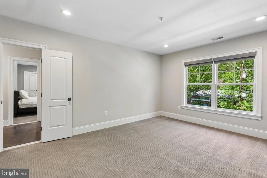 Photo of 5116 WHITE FLINT DRIVE