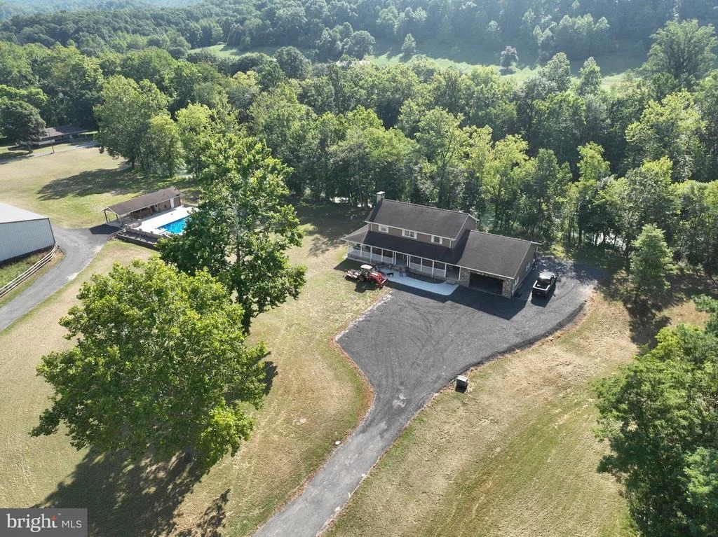 Photo of 13900 SCHELLSBURG ROAD