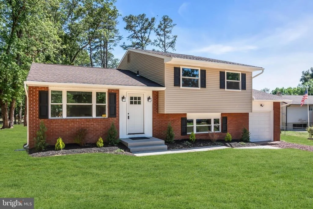 Photo of 143 OAK PINES BOULEVARD