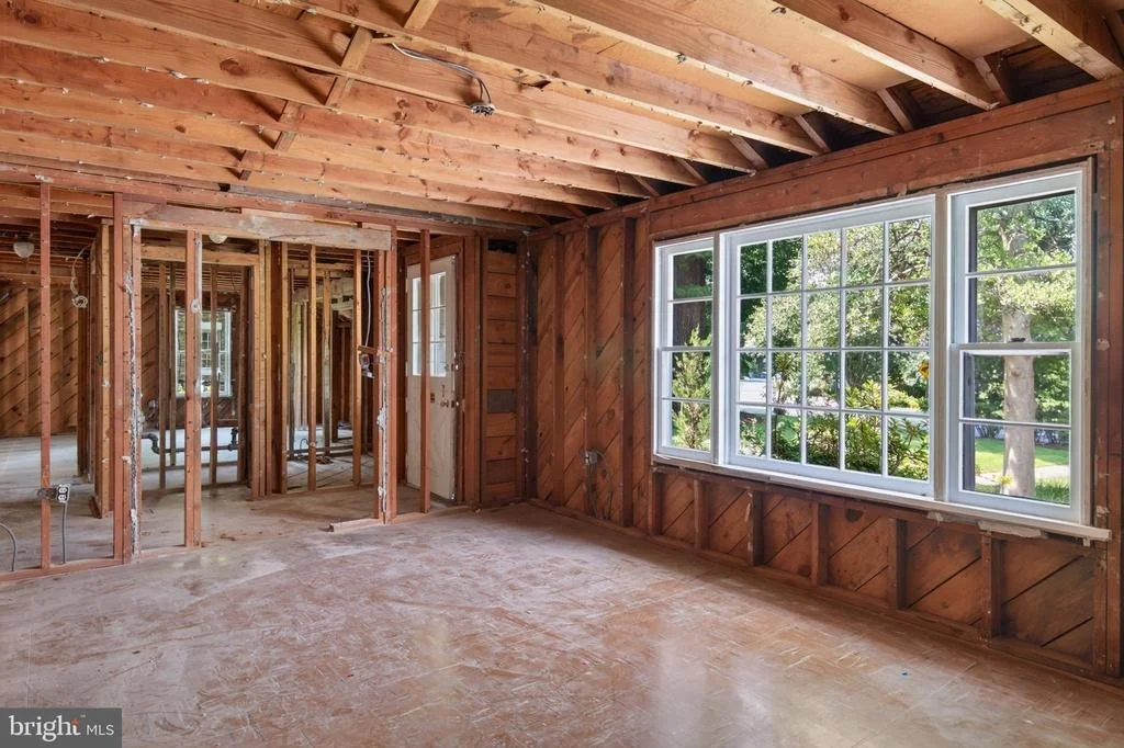 Photo of 111 WARDOUR DRIVE