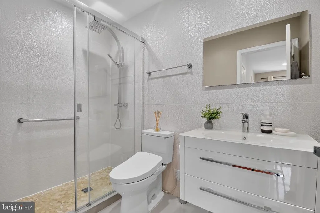Photo of 9 RICHVIEW COURT