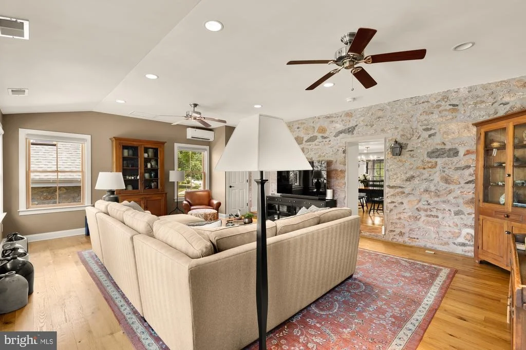 Photo of 1102 DULANEY GATE CIRCLE