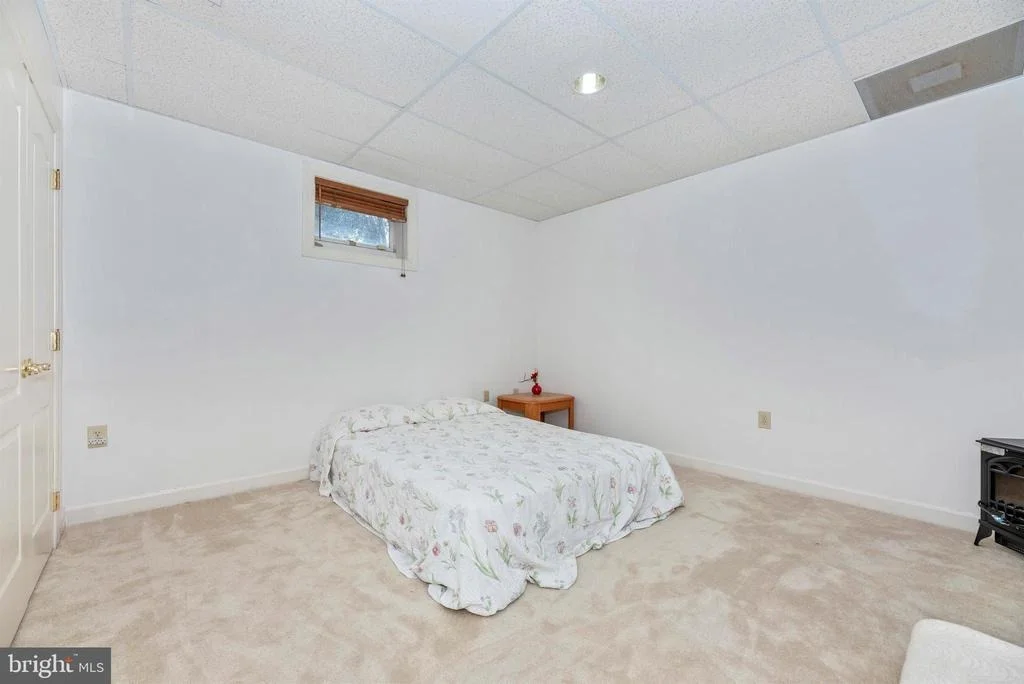 Photo of 6364 WINPENNY DRIVE