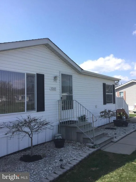 Photo of 3202 JONQUIL LANE