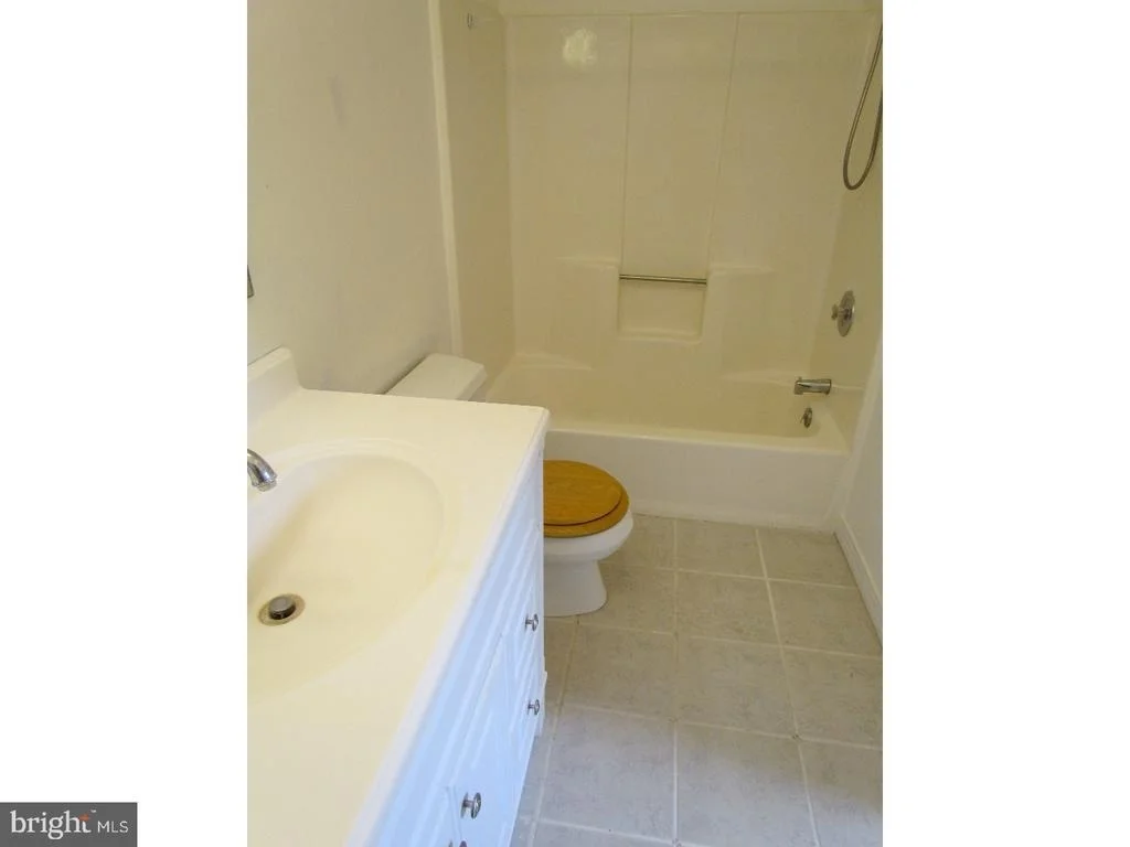 Photo of 402 ARTIS DRIVE