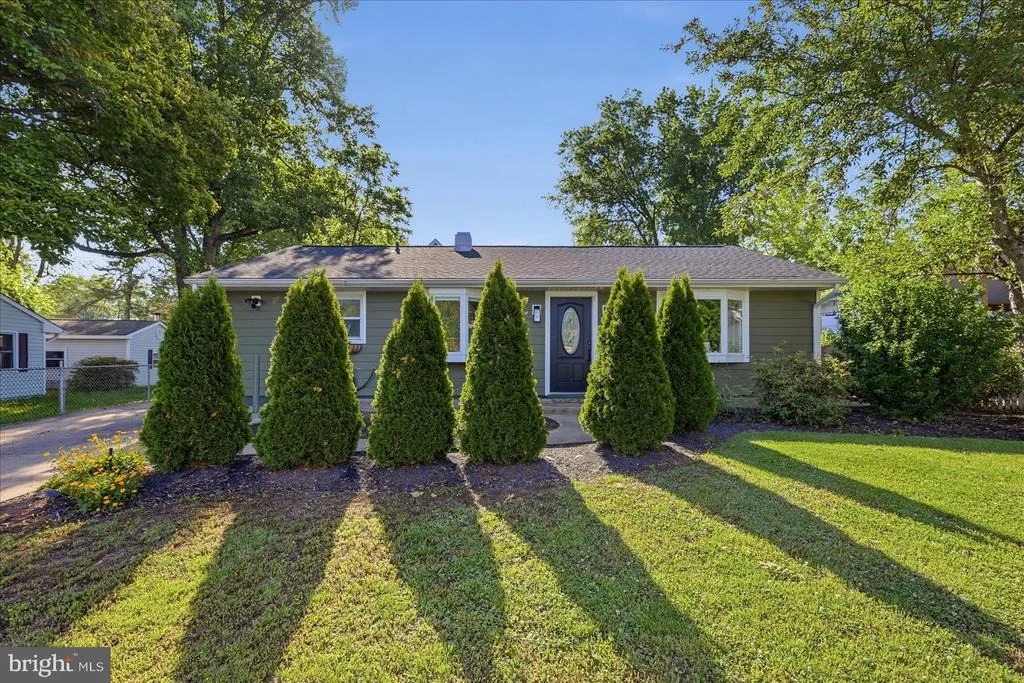 Photo of 7423 ALBEMARLE DRIVE