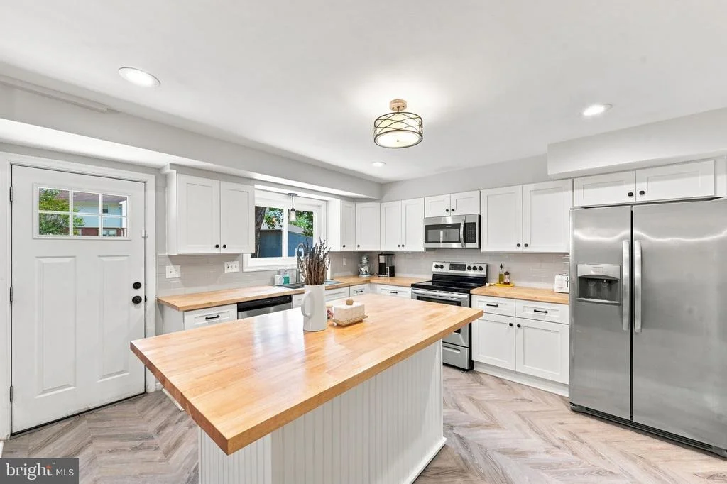 Photo of 4206 BLACKSNAKE DRIVE