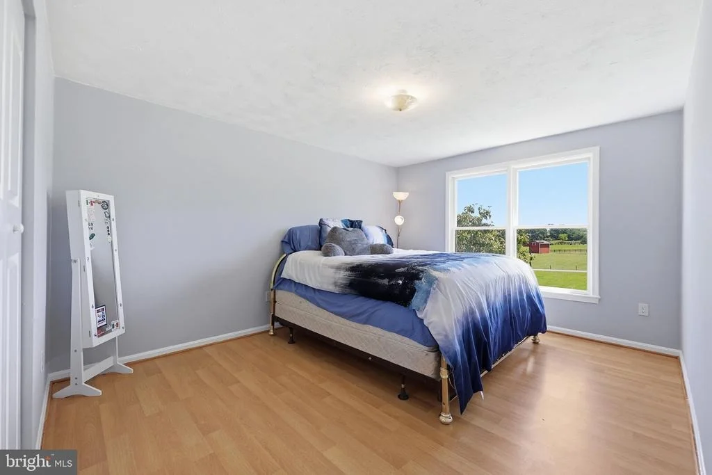 Photo of 3814 BOTELER ROAD