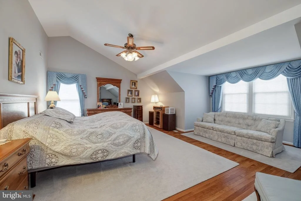 Photo of 6929 SPANKER DRIVE