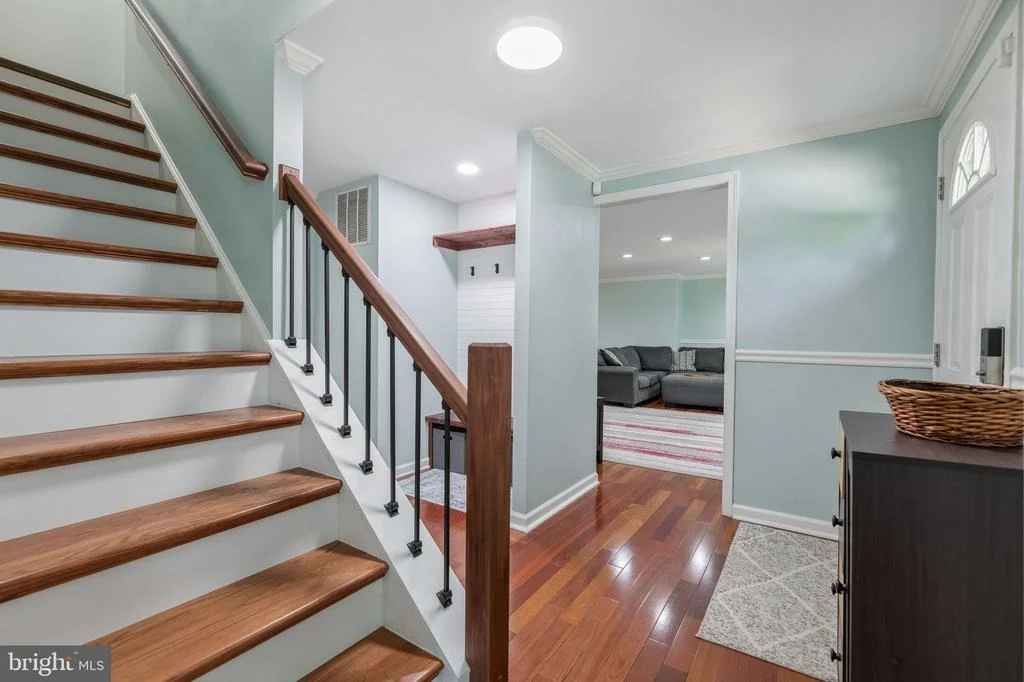 Photo of 15919 FAIRWAY DRIVE